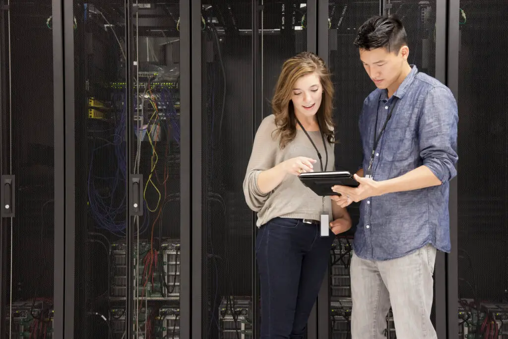 Groupe Eurofiber : personnes en Datacenters - Eurofiber Cloud Infra